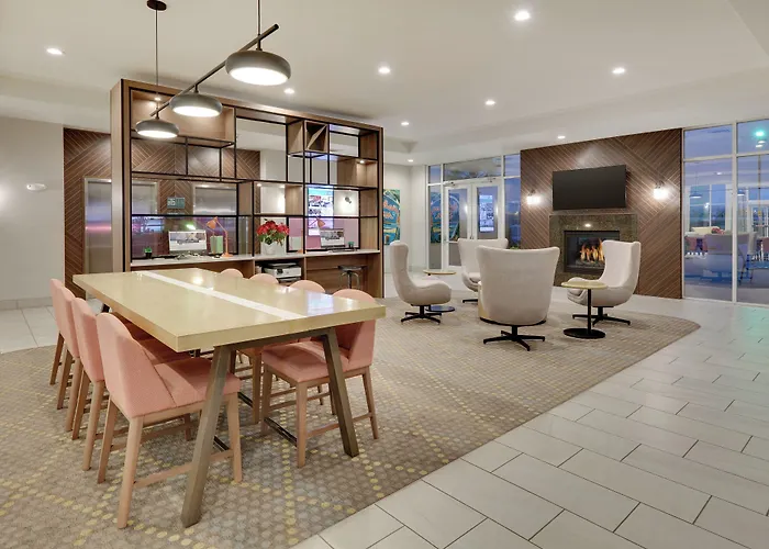 Hotel By Ihg